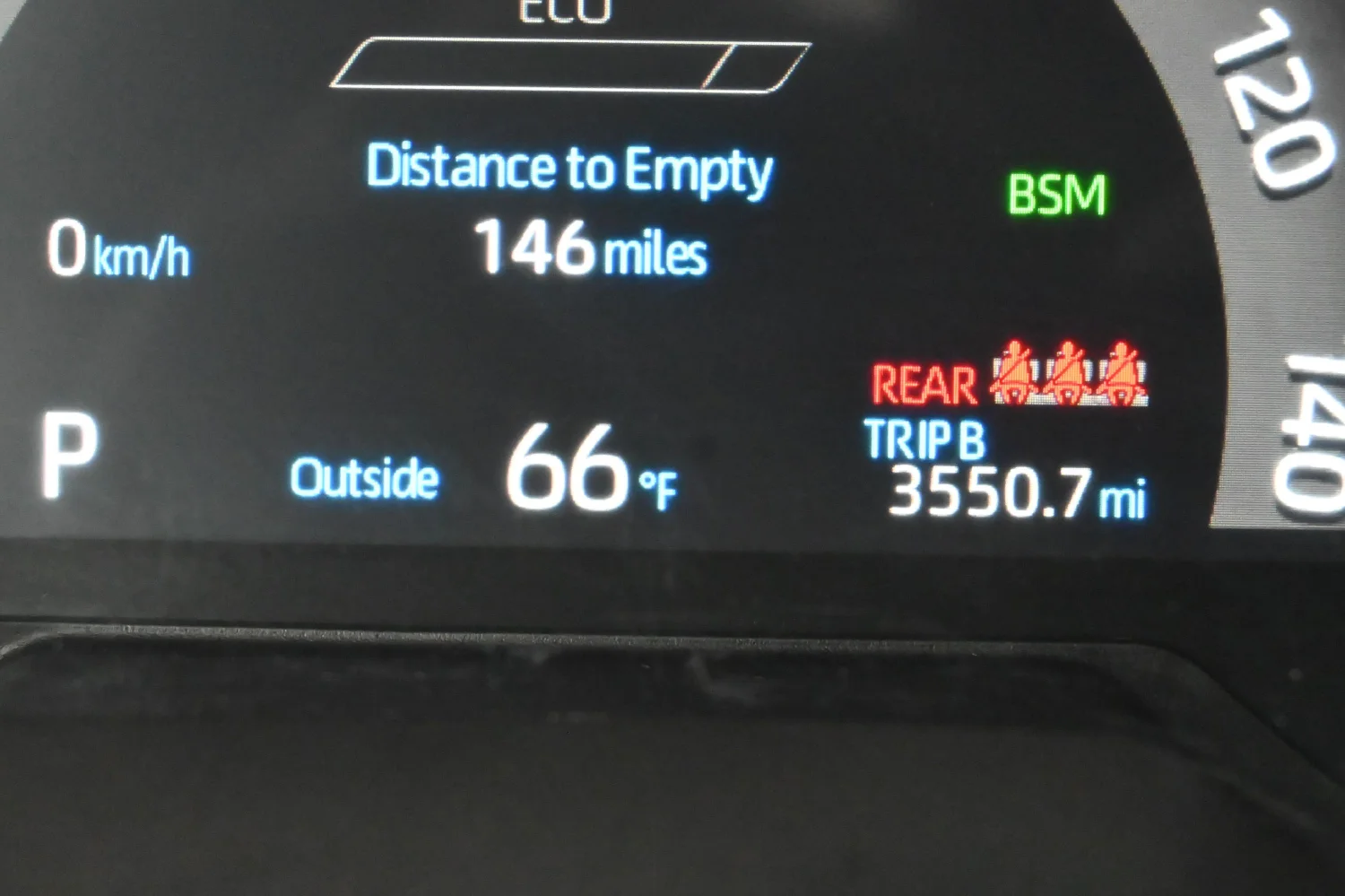 Used 2025 White Toyota XLE image 16