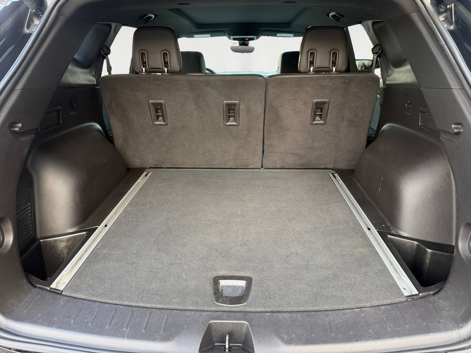 Used 2019 Black Chevrolet RS image 19