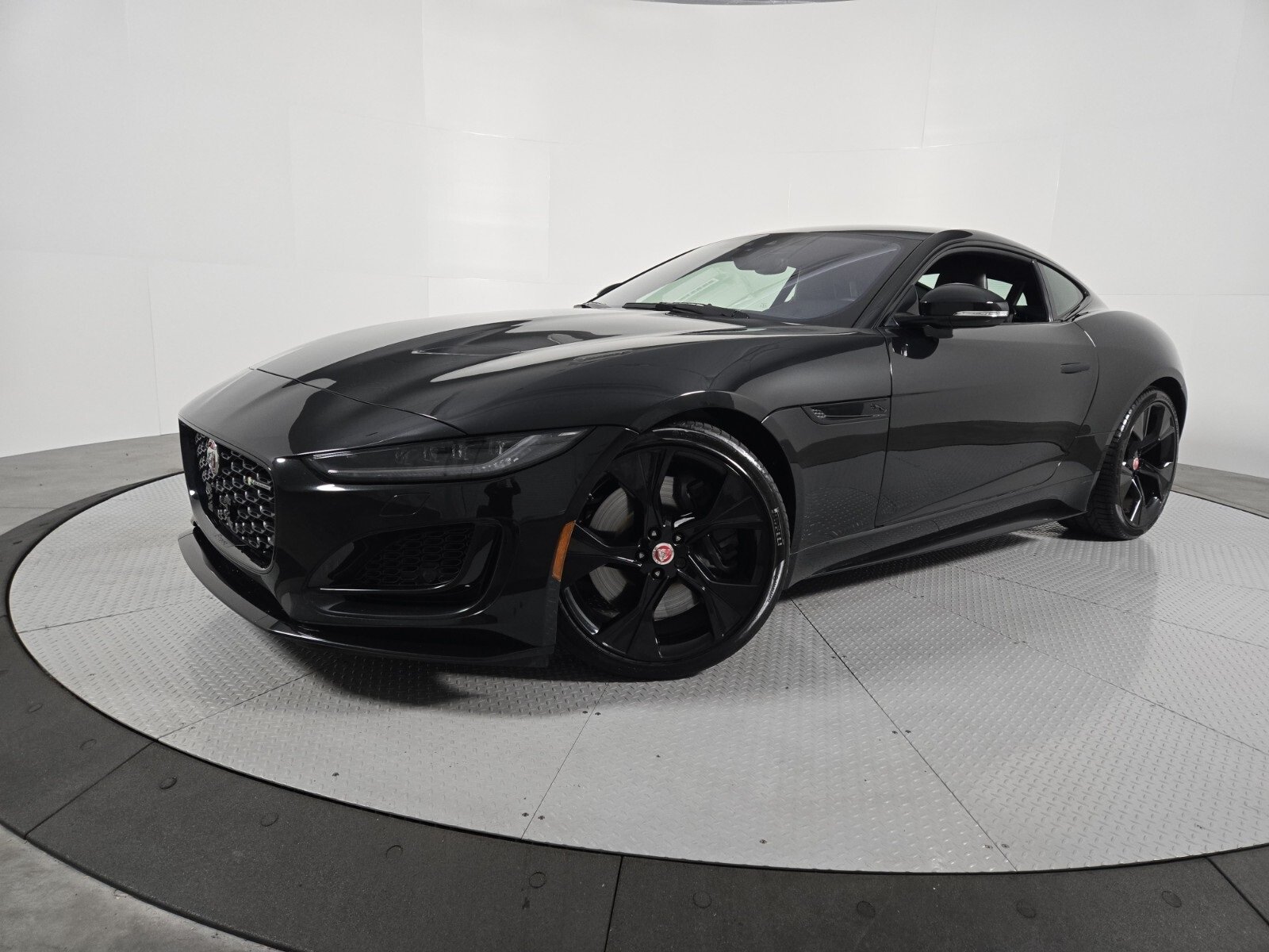 2023 Jaguar F-TYPE R-Dynamic