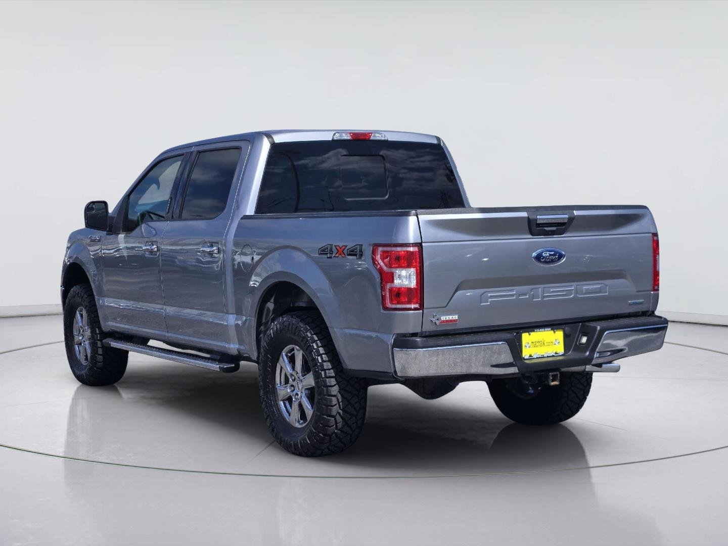 Used 2020 Iconic Silver Ford XLT image 4