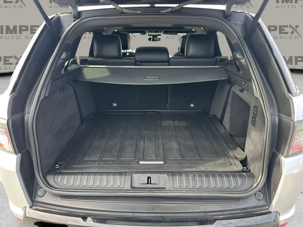 Used 2018 Silver Land Rover Supercharged image 31