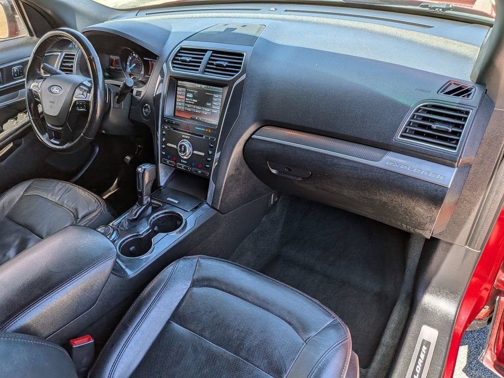 Used 2016 Red Ford Sport image 36