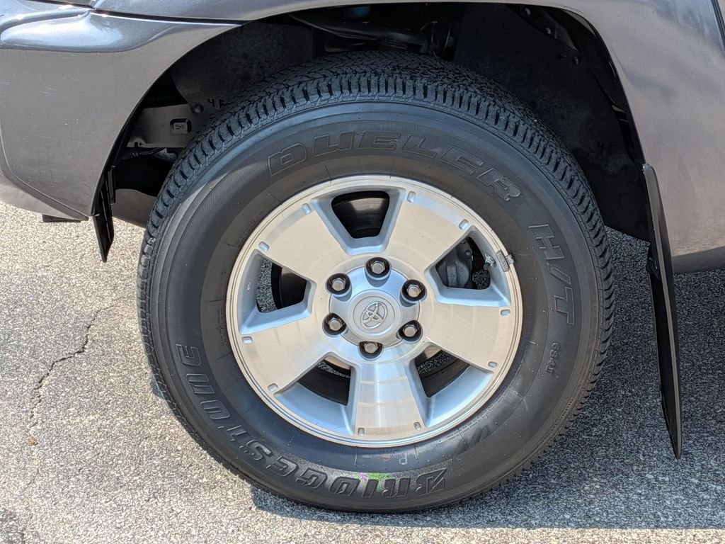 Used 2014 Gray Toyota Base image 14