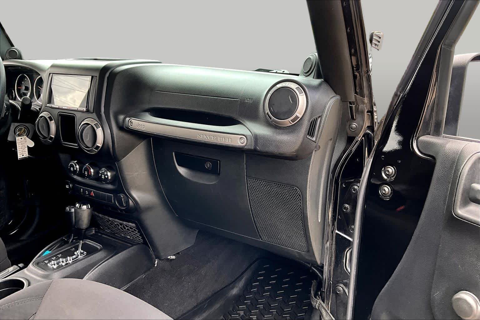 Used 2014 Black Clearcoat Jeep Sport image 18