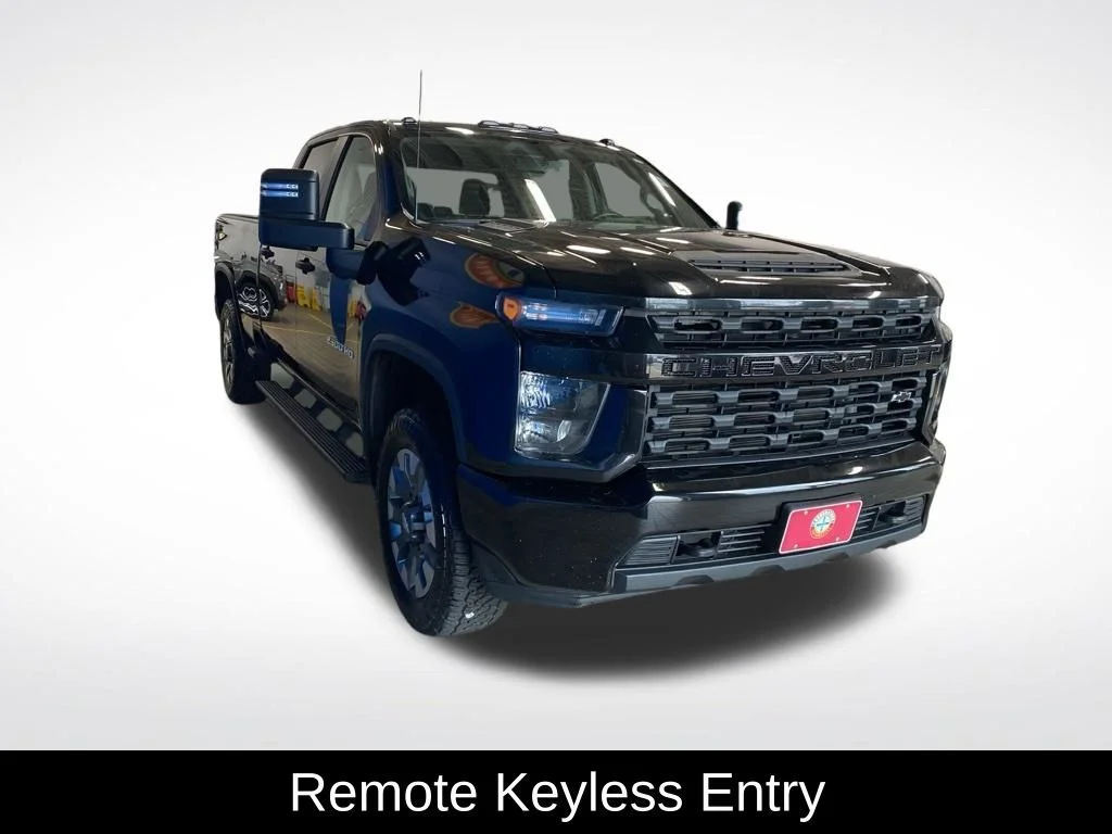 Used 2021 Black Chevrolet Custom image 15
