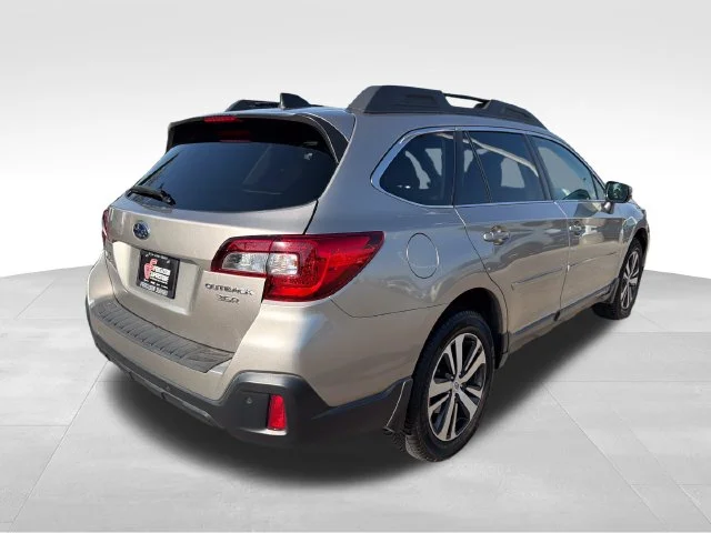 Used 2018 Gray Subaru 3.6R image 7