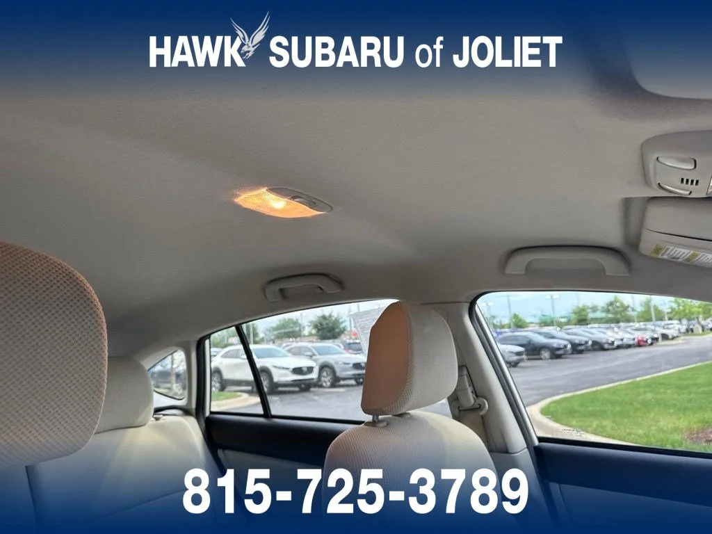 Used 2014 Satin White Pearl Subaru 2.0i Premium image 8