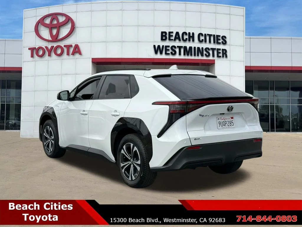Certified Used 2025 Beige Toyota XLE image 8