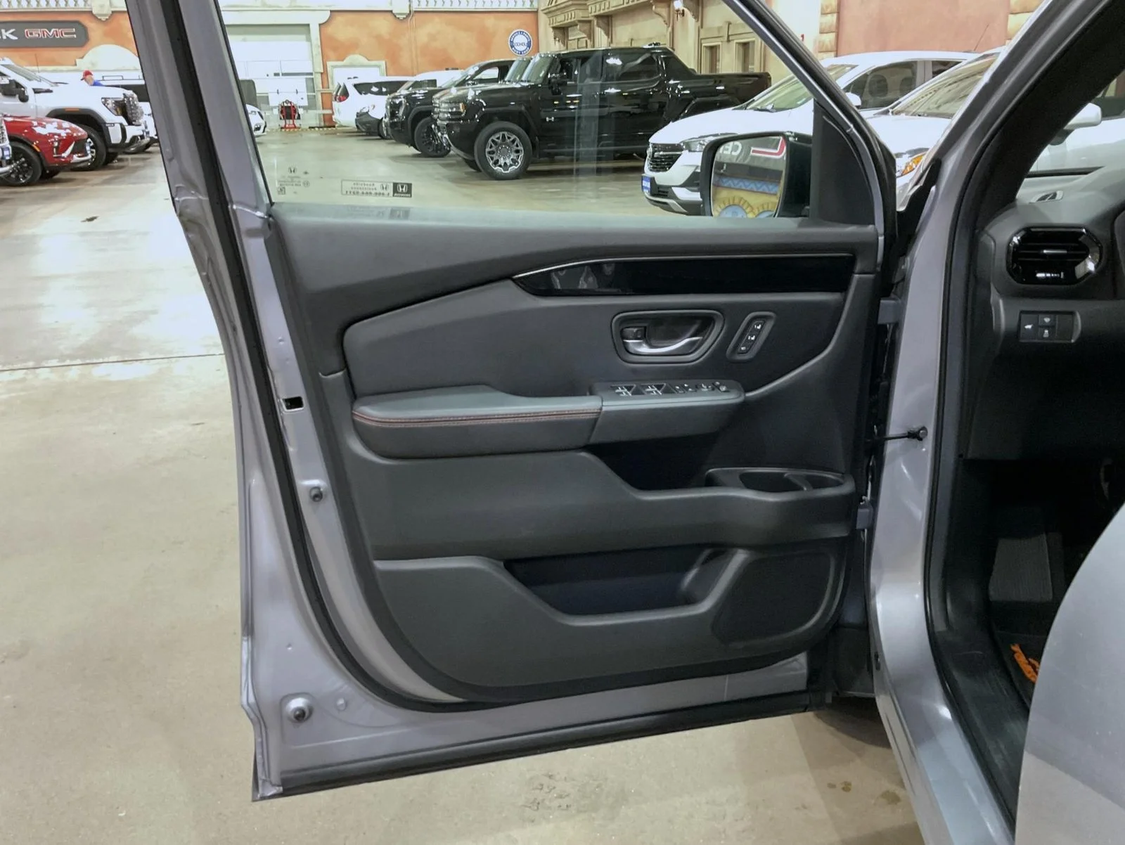 Certified Used 2025 Silver Honda TrailSport image 9