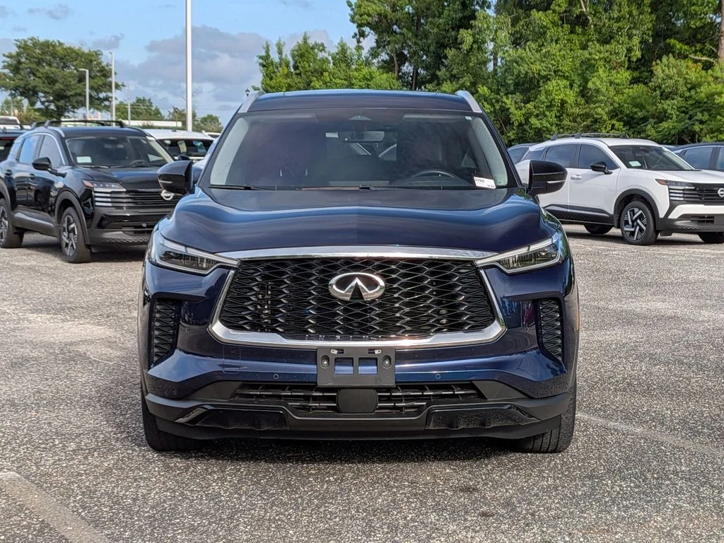 Used 2023 Blue INFINITI LUXE image 8