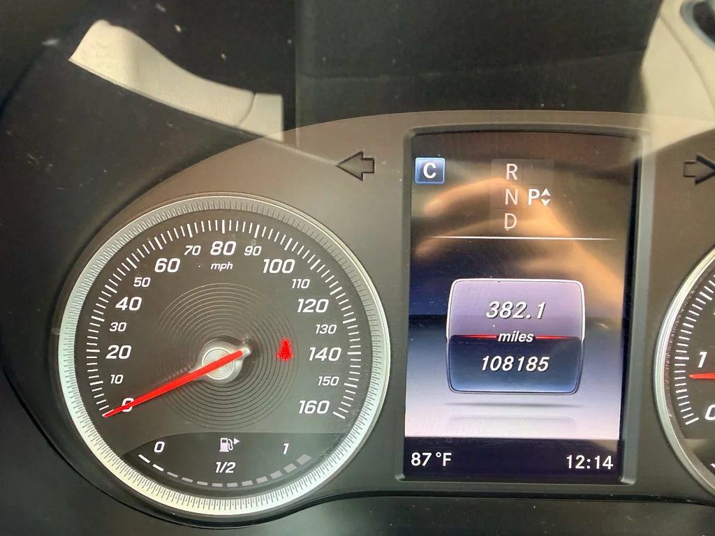 Used 2016 Lunar Blue Metallic Mercedes-Benz 300 image 18