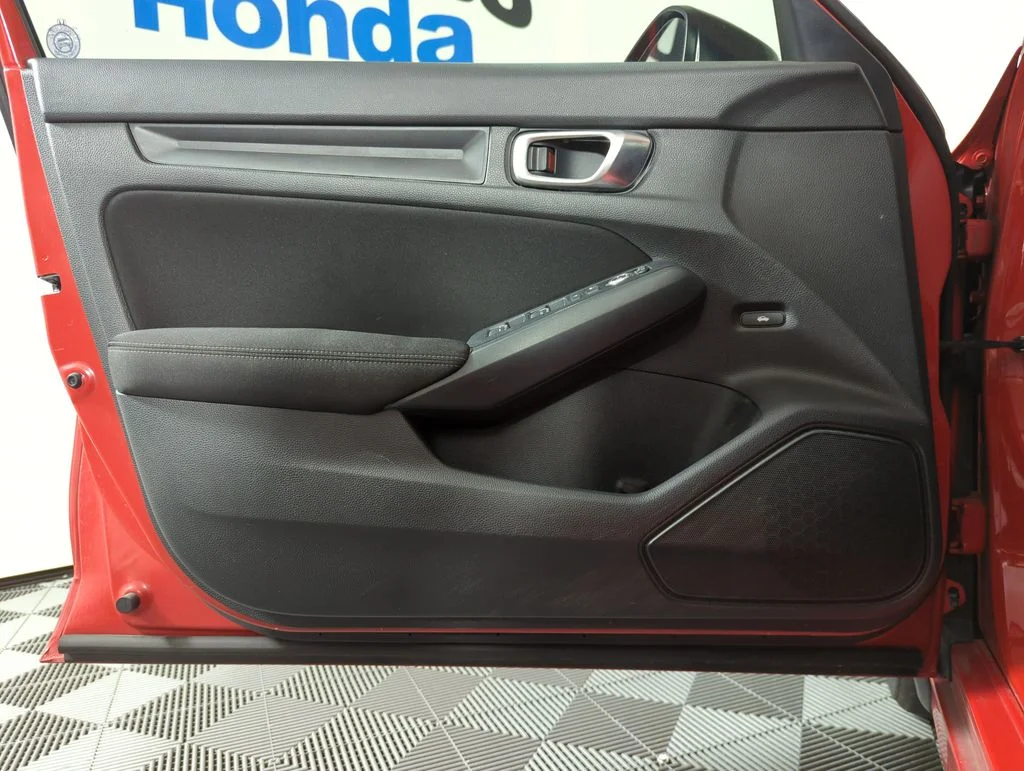 Certified Used 2024 Rallye Red Honda 2.0L 4D SPORT image 9
