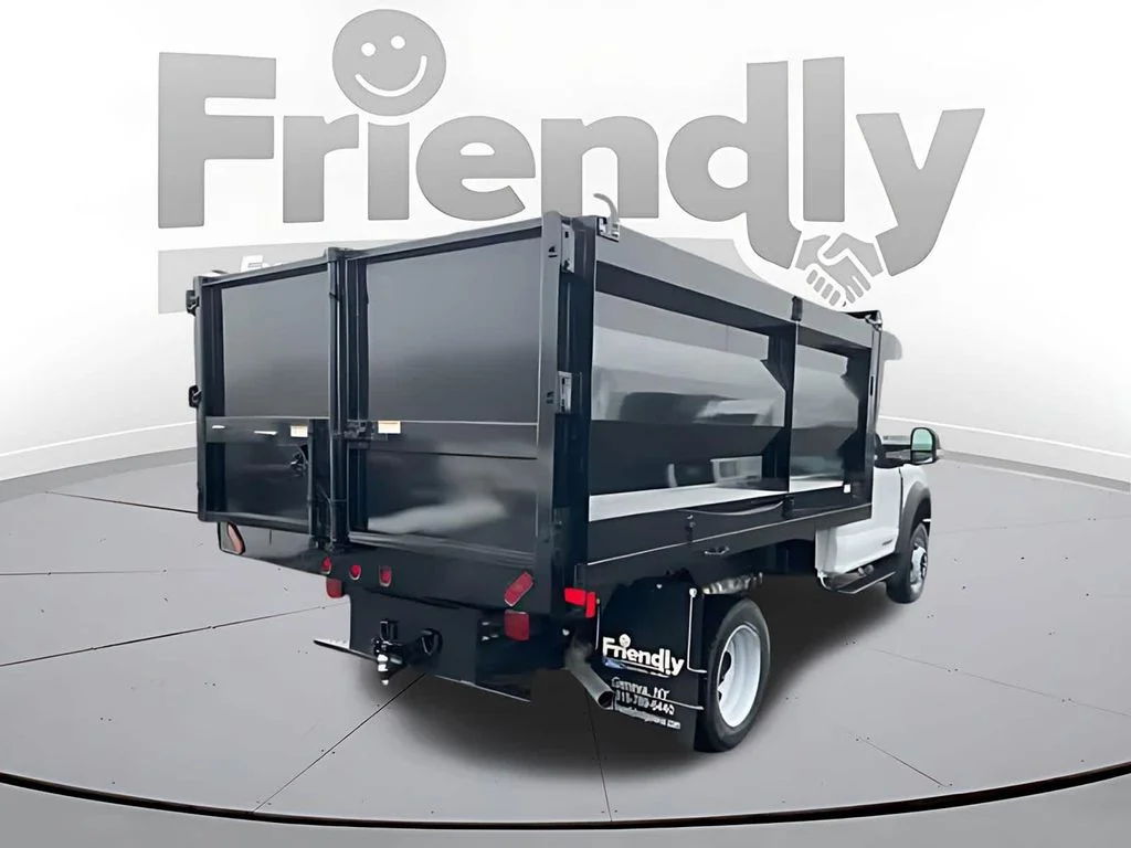 New 2025 Oxford White Ford F-550® XL image 5