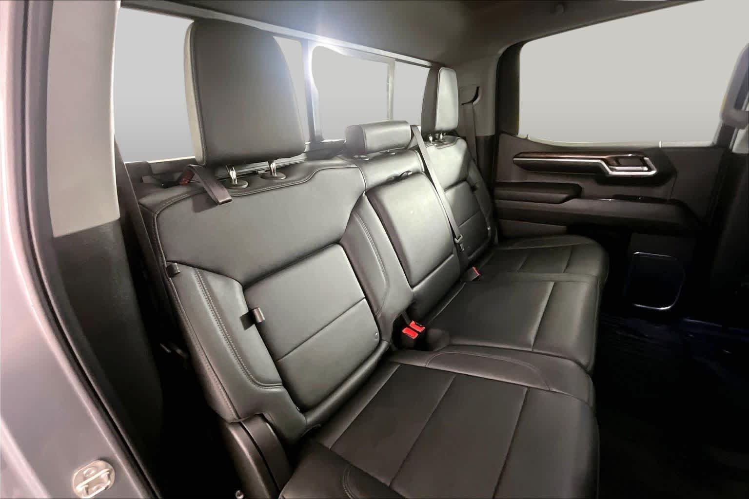 Used 2024 Sterling Metallic GMC Elevation image 20