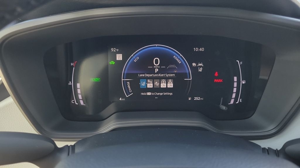 New 2026 Wind Chill Pearl <sup>1</sup> Toyota  SE image 20