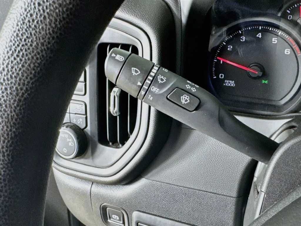 Used 2025 Gray Chevrolet Custom image 10
