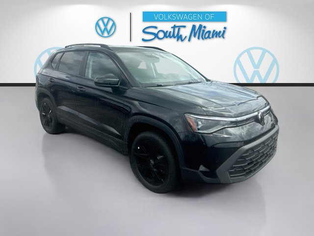 2027 Volkswagen Taos SE Black
