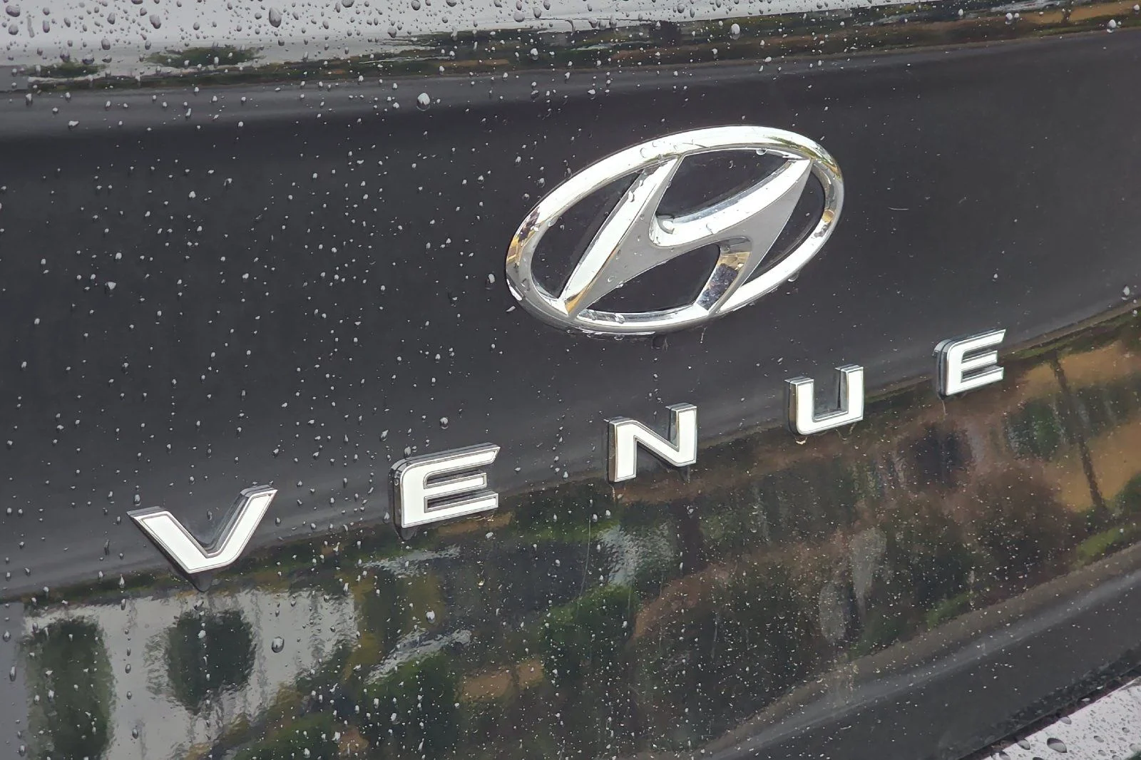 Used 2026 Black Hyundai SEL image 30