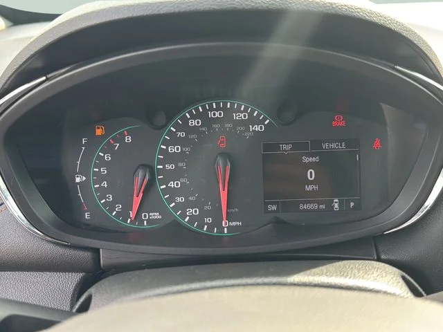 Used 2018 Gray Chevrolet LT image 9