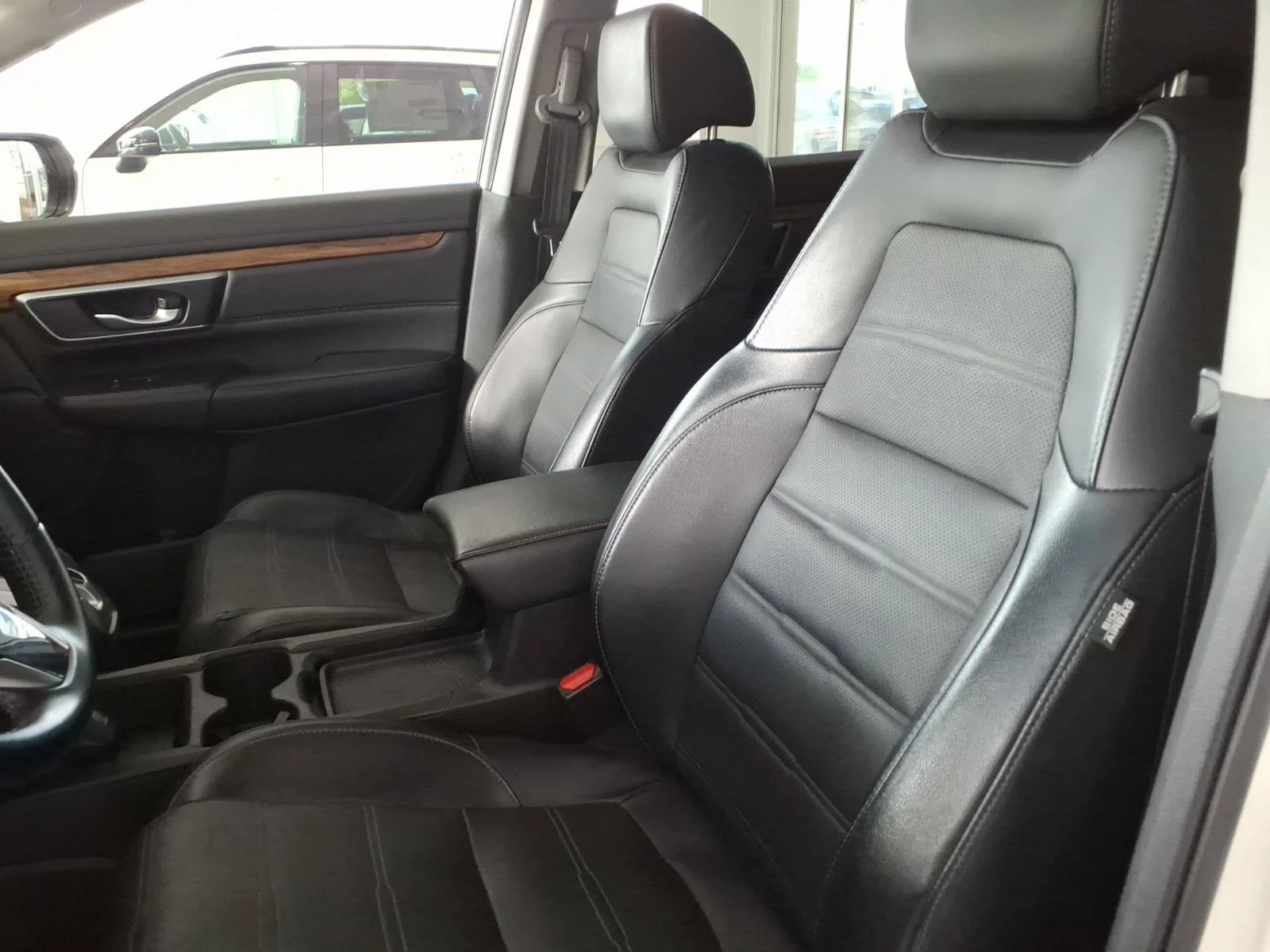Used 2017 White Honda EX-L image 10