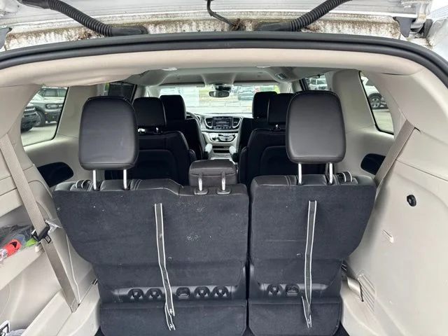 Used 2024 White Chrysler Touring L image 13