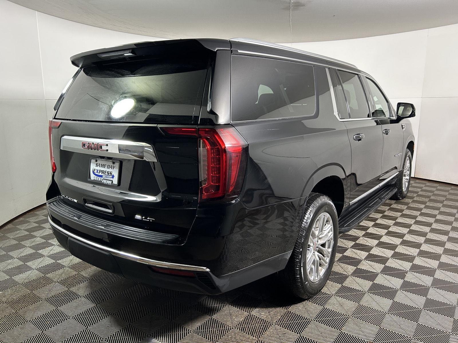 Used 2023 Onyx Black GMC SLT image 6