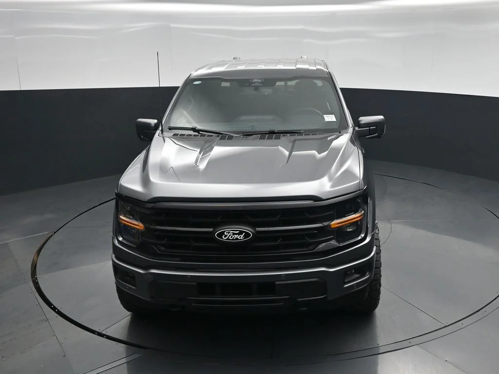 New 2026 Carbonized Gray Metallic Ford XLT image 31