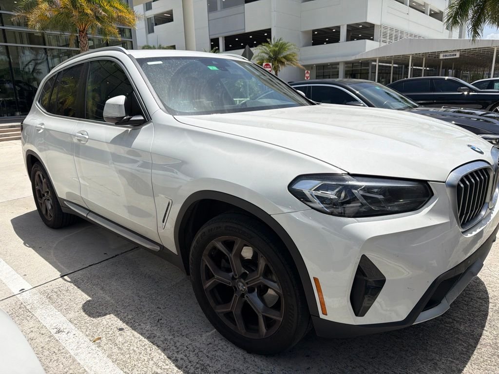 Certified Used 2024 Alpine White BMW sDrive30i image 3