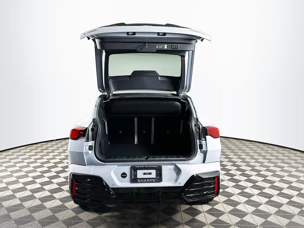 New 2026 Gray Metallic BMW xDrive28i image 28