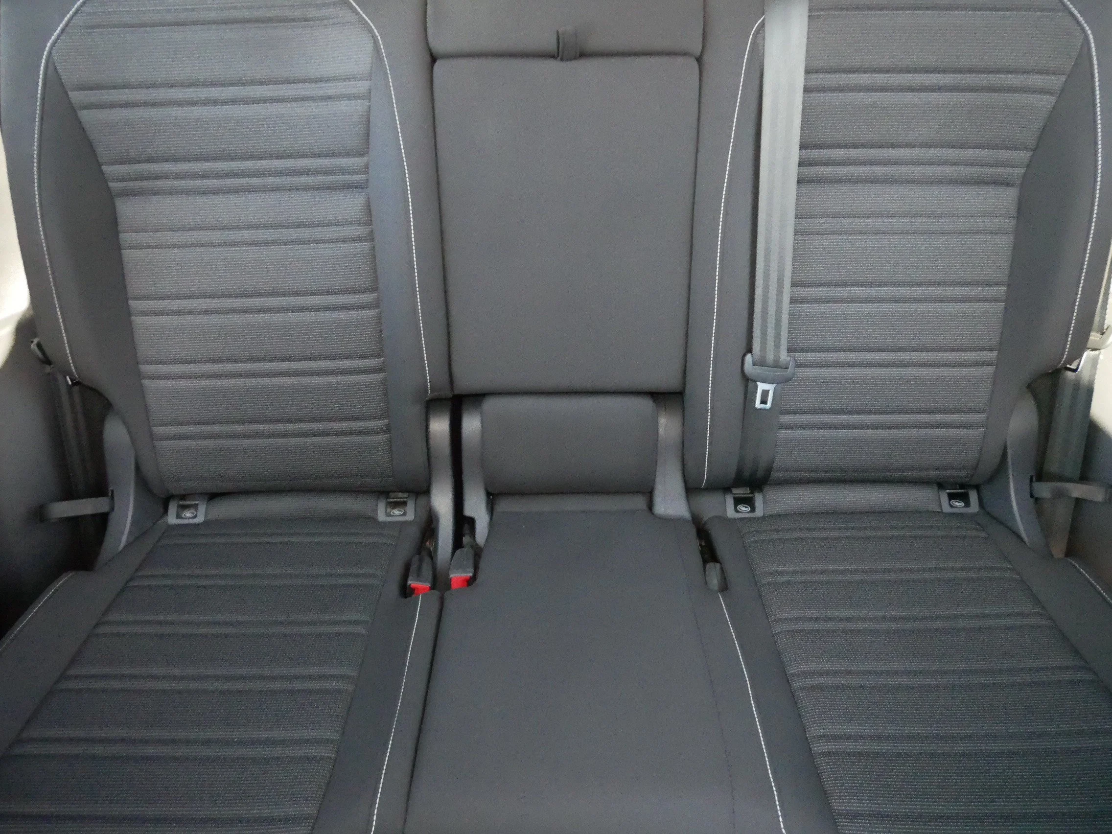 Certified Used 2024 PYRITE SILVER Volkswagen S image 13
