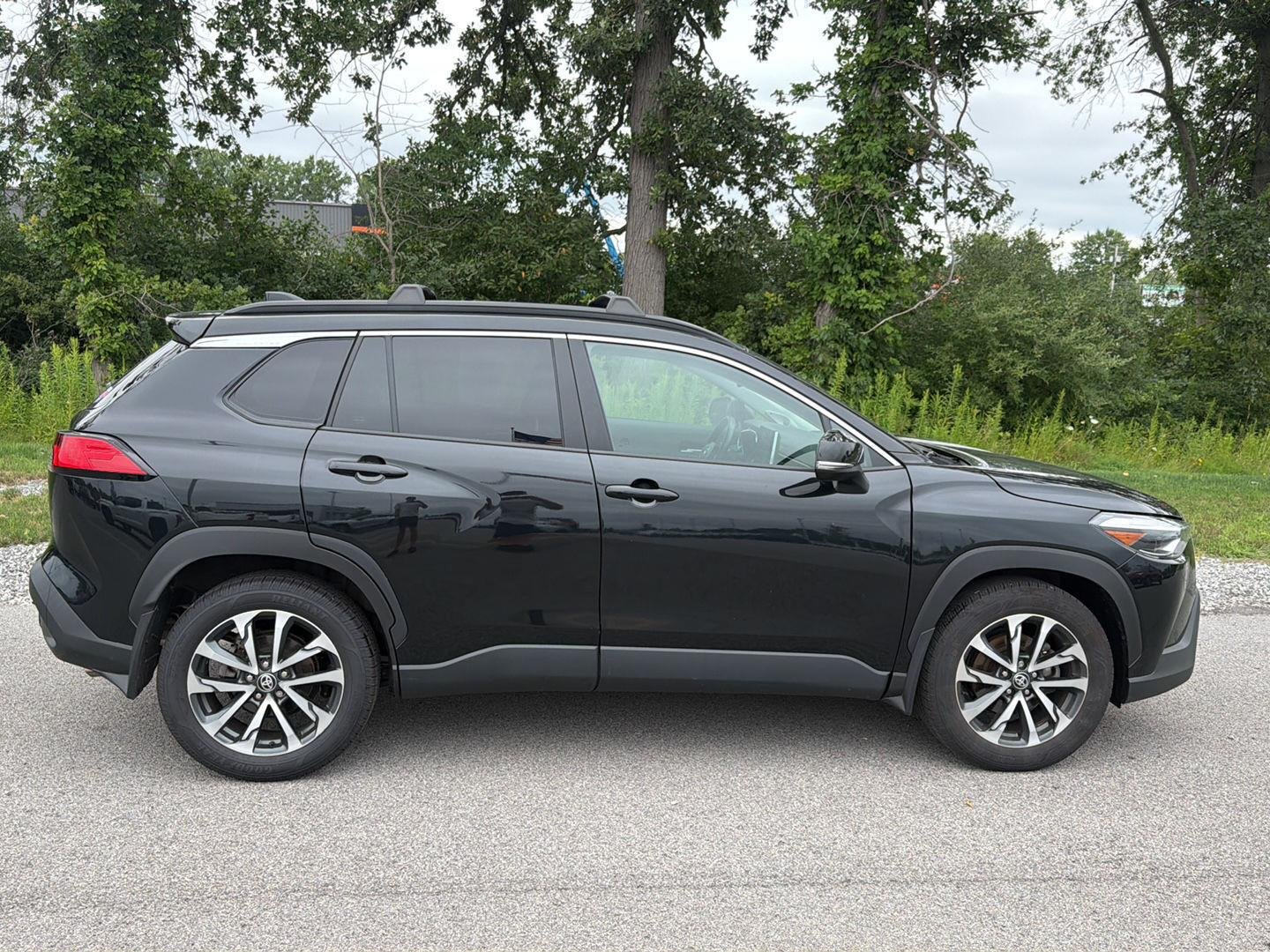 Used 2024 Jet Black Toyota XLE image 3