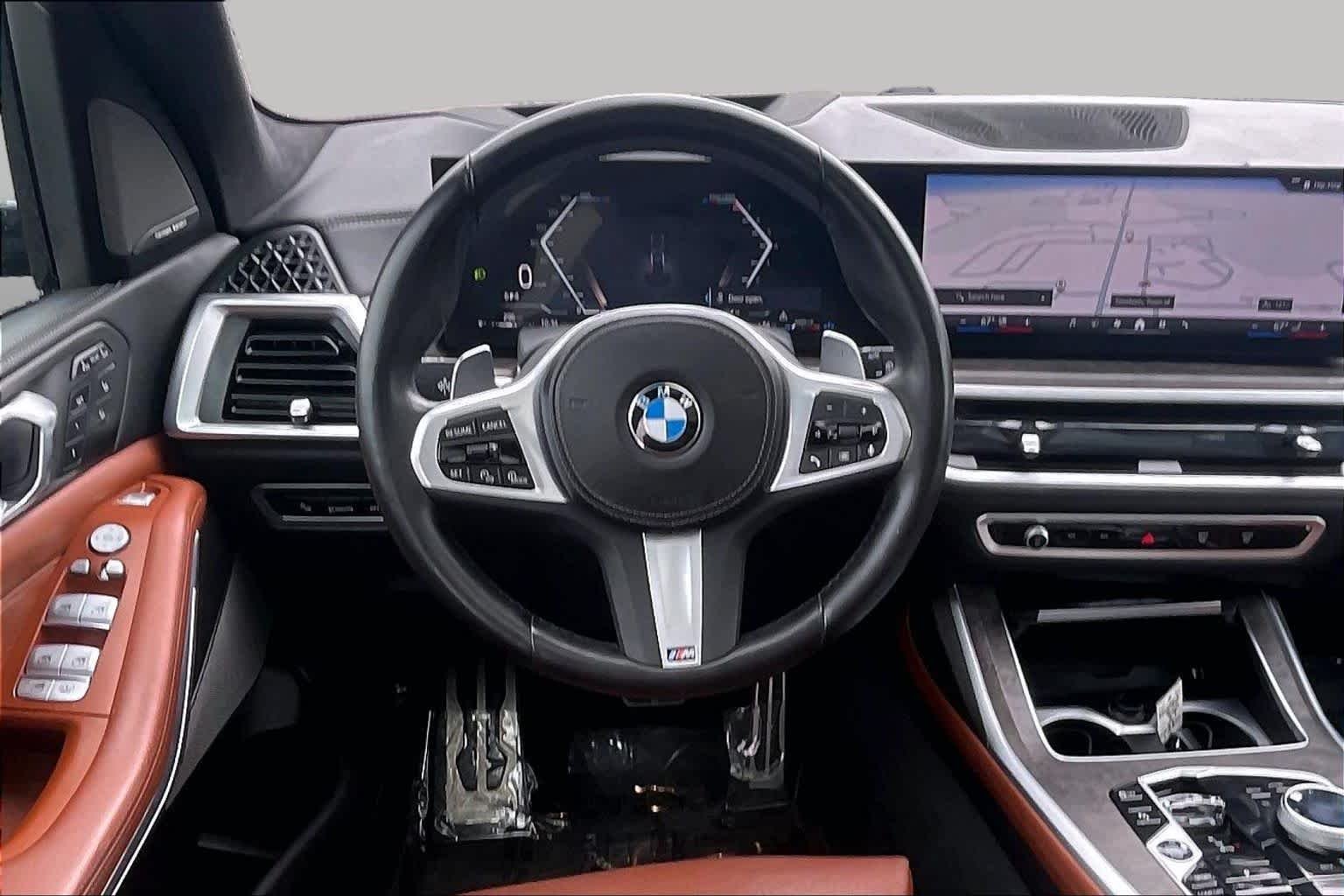 Used 2024 Manhattan Green Metallic BMW xDrive40i image 5