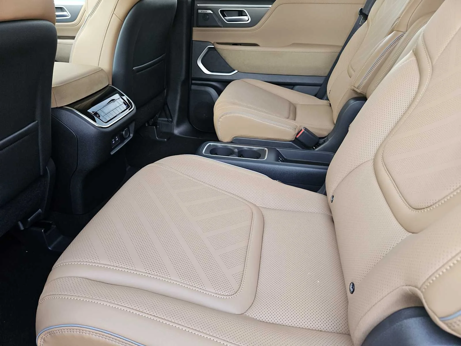 New 2027 DYNAMIC METAL INFINITI Luxe 4WD image 21
