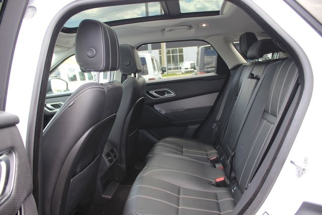 Used 2022 White Land Rover S image 21