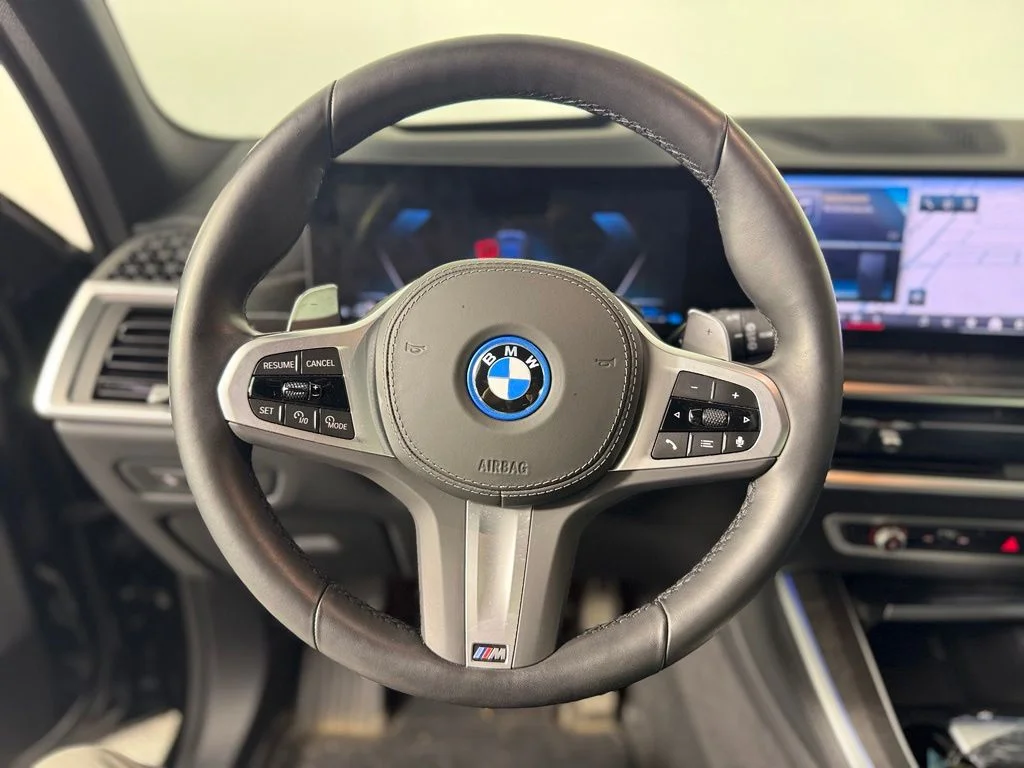 Certified Used 2025 Black Sapphire Metallic BMW xDrive50e image 16