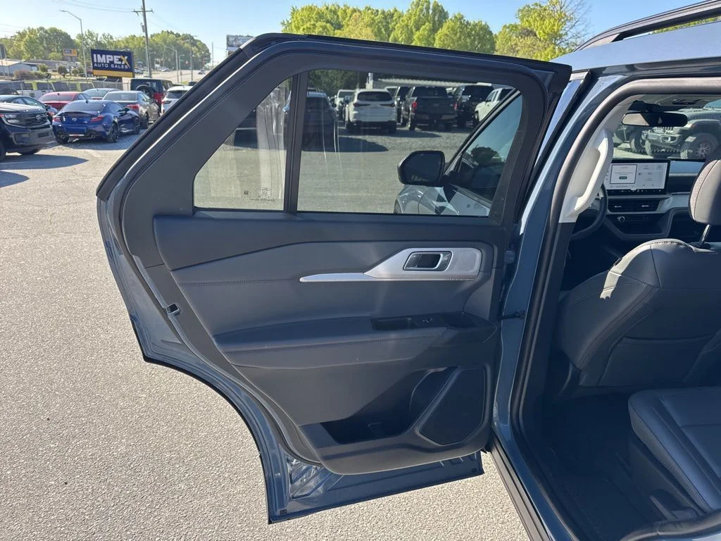 Used 2026 Blue Ford Active image 28