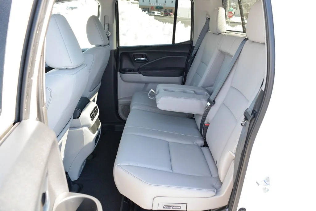 New 2026 Platinum White Pearl Honda RTL image 9