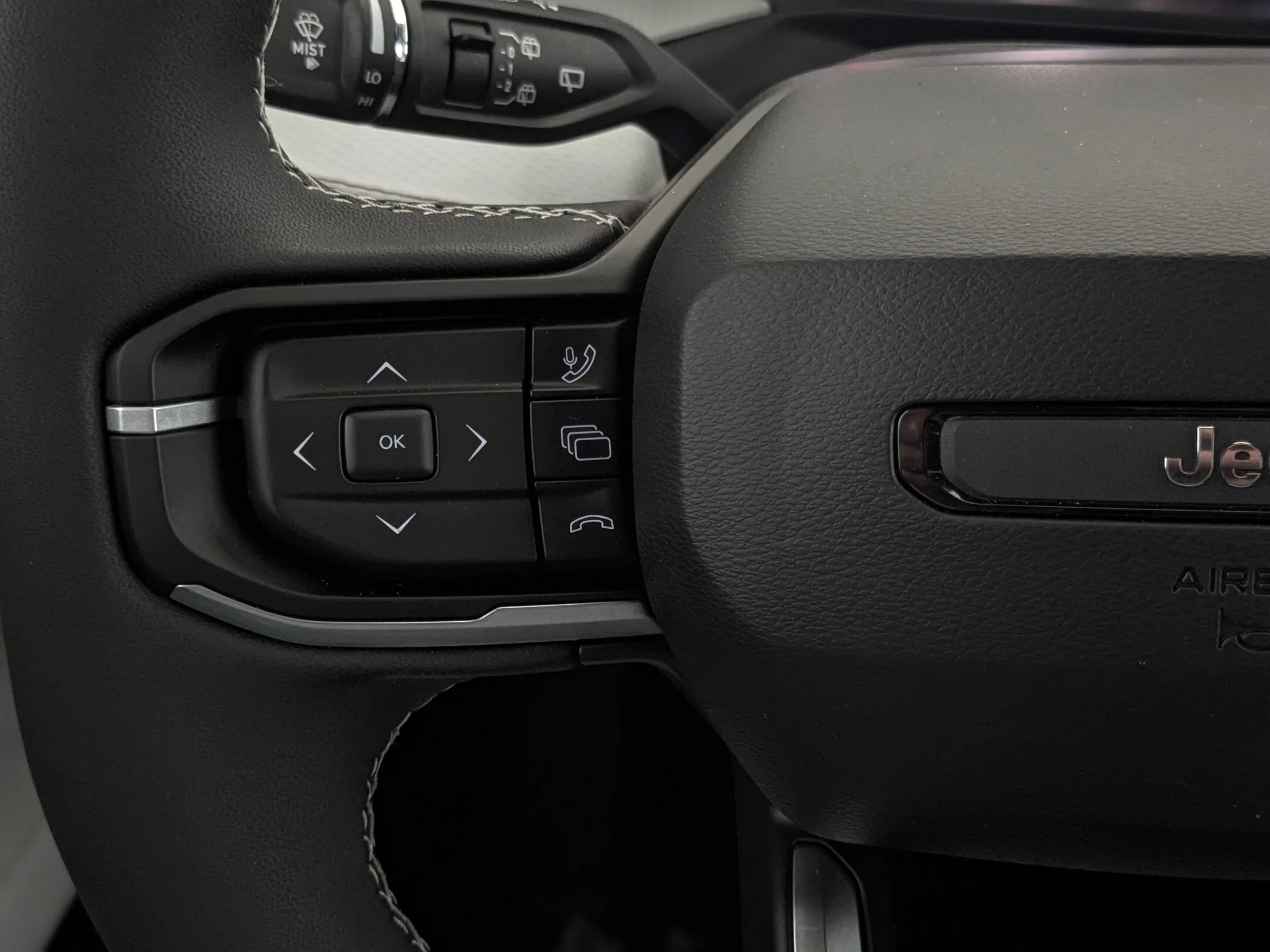 New 2026 Blue Jeep Limited - - Hybrid - Tech Grp - Dual-Pane Pano Sunroof - Trailer Tow Grp & More! image 17