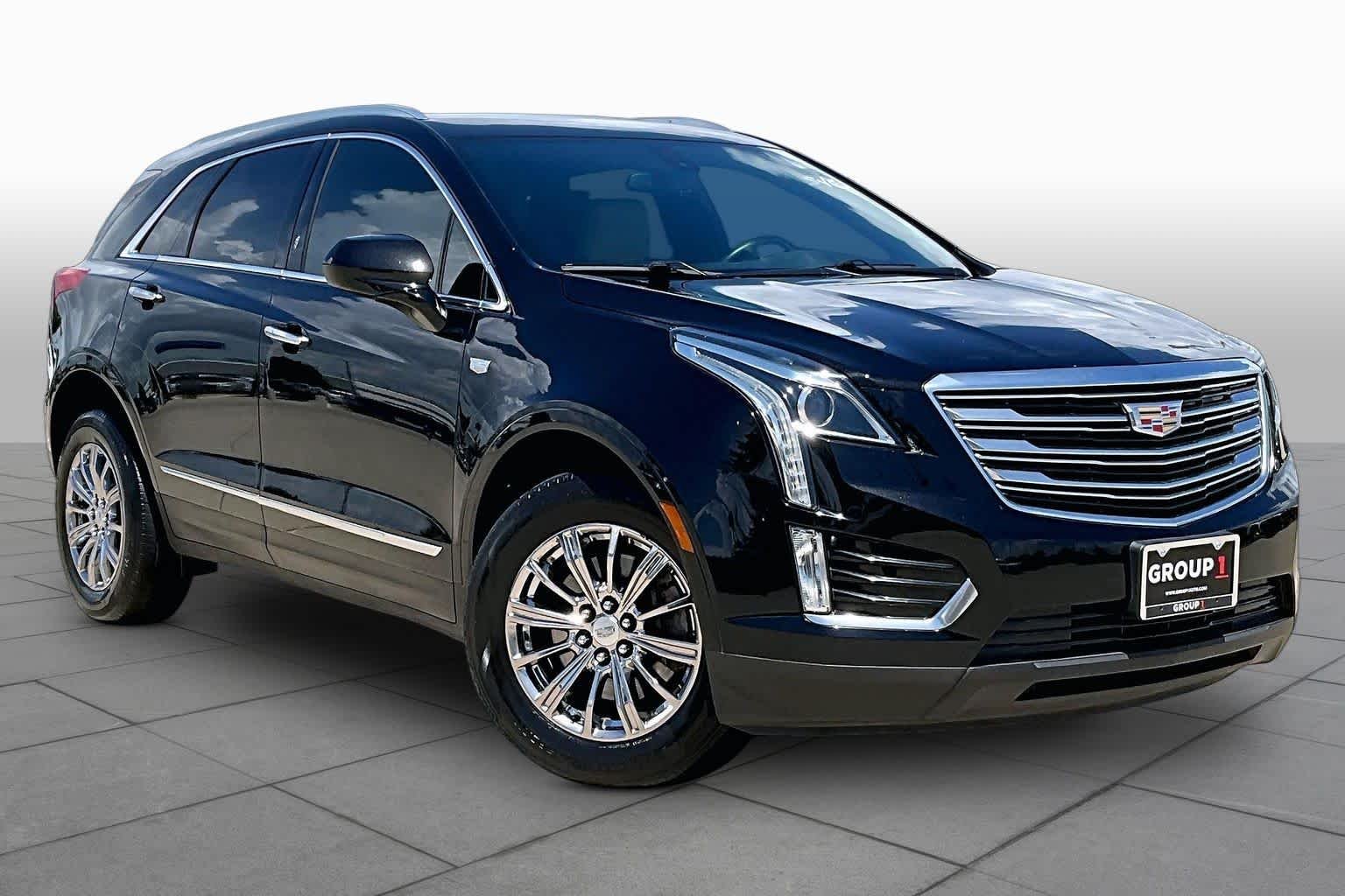 Pre-Owned 2017 Cadillac XT5 FWD