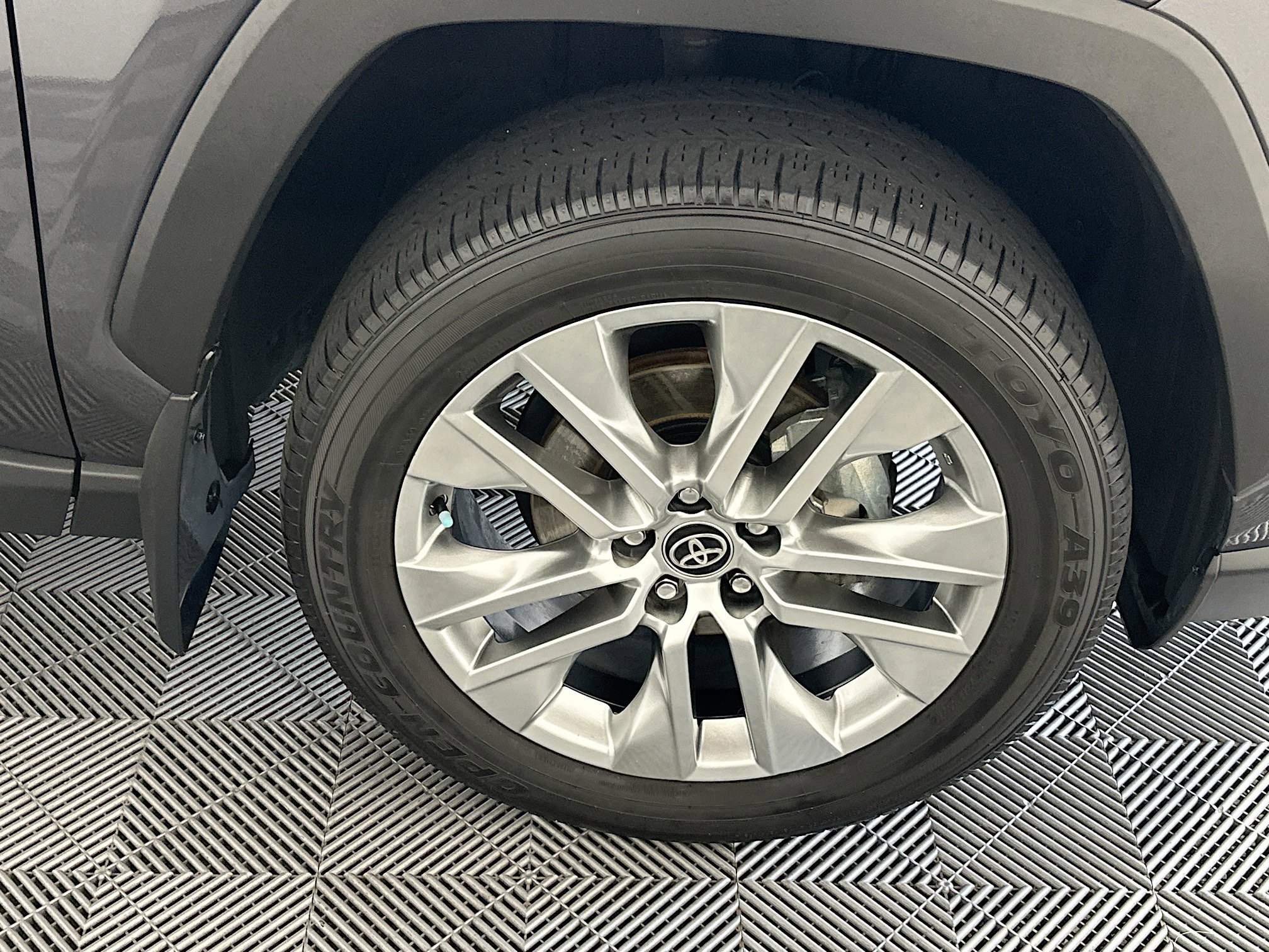 Used 2024 Magnetic Gray Metallic Toyota XLE Premium image 11