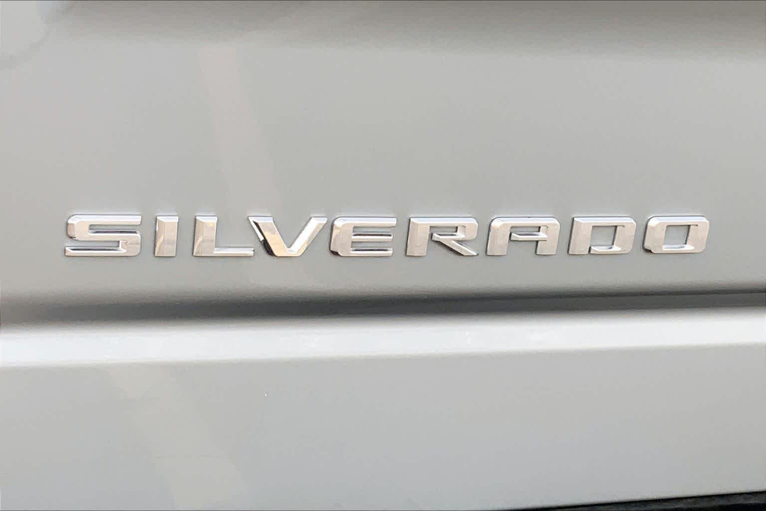 Used 2024 Sterling Gray Metallic Chevrolet Custom image 29
