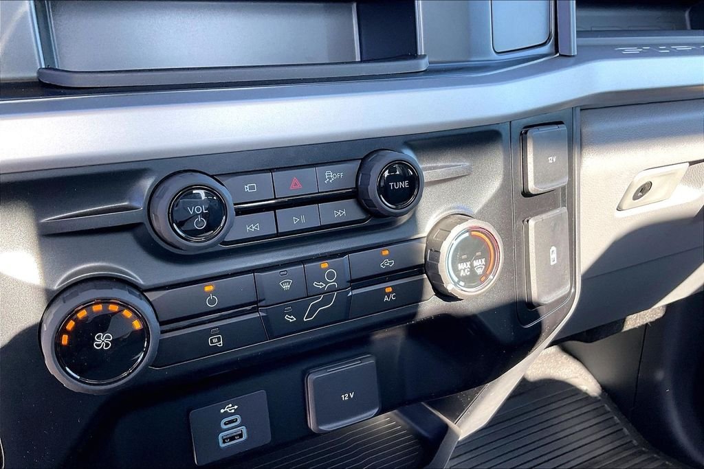 New 2025 Ford Super Duty F-250 XL 2D Standard Cab