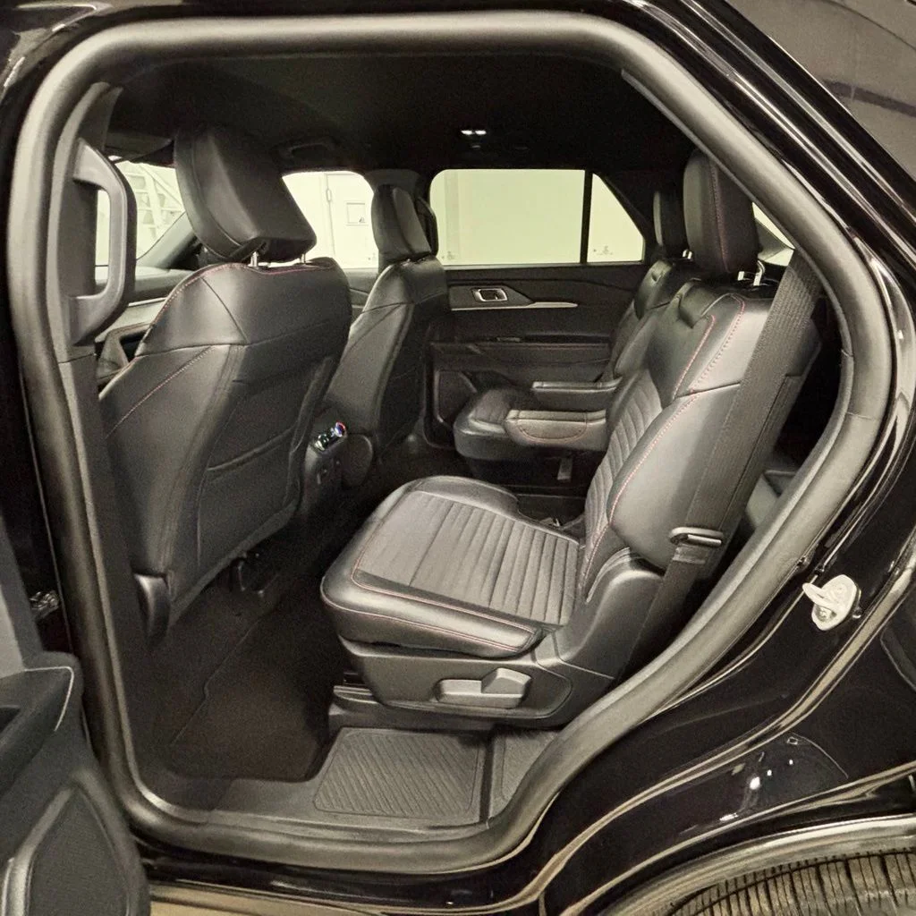 Used 2026 Black Metallic Ford ST-Line image 25