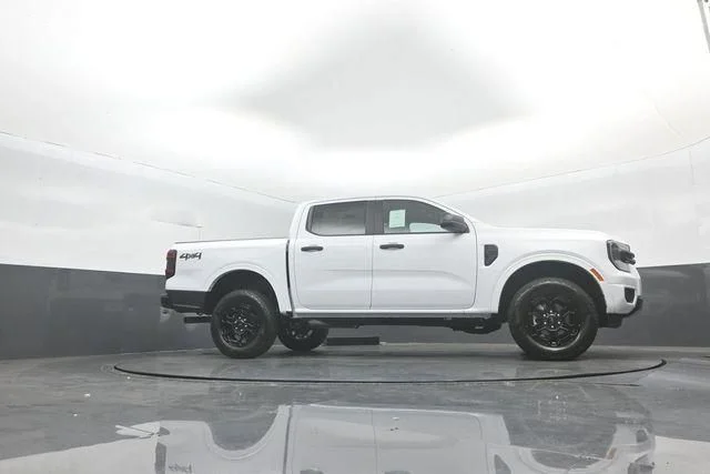 New 2026 Oxford White Ford XLT image 33