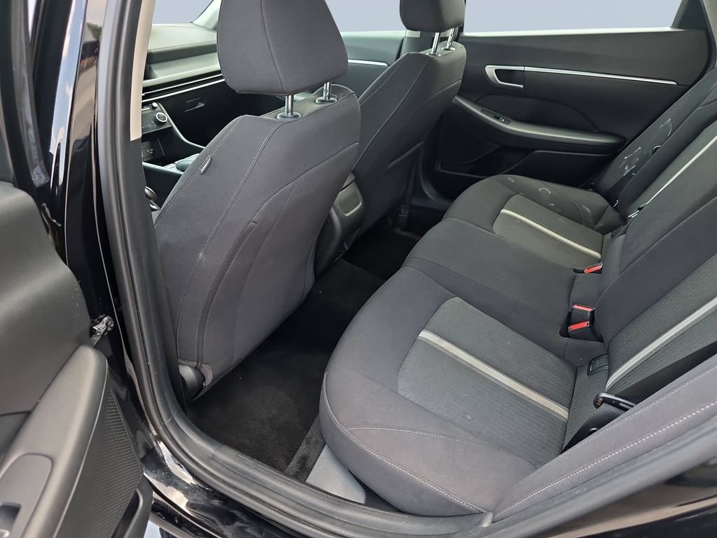 Used 2024 Onyx Black Hyundai SEL image 20