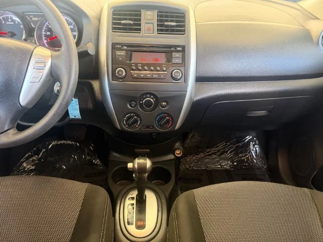 Used 2017 Blue Nissan 1.6 SV image 3