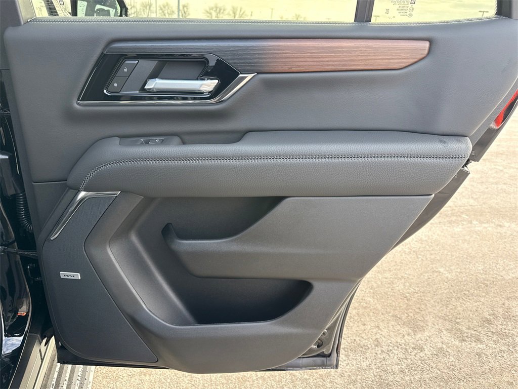 2026 GMC YUKON - Image 36