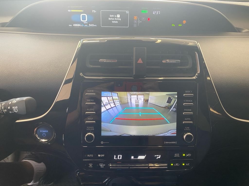Used 2022 Beige Toyota XLE image 25