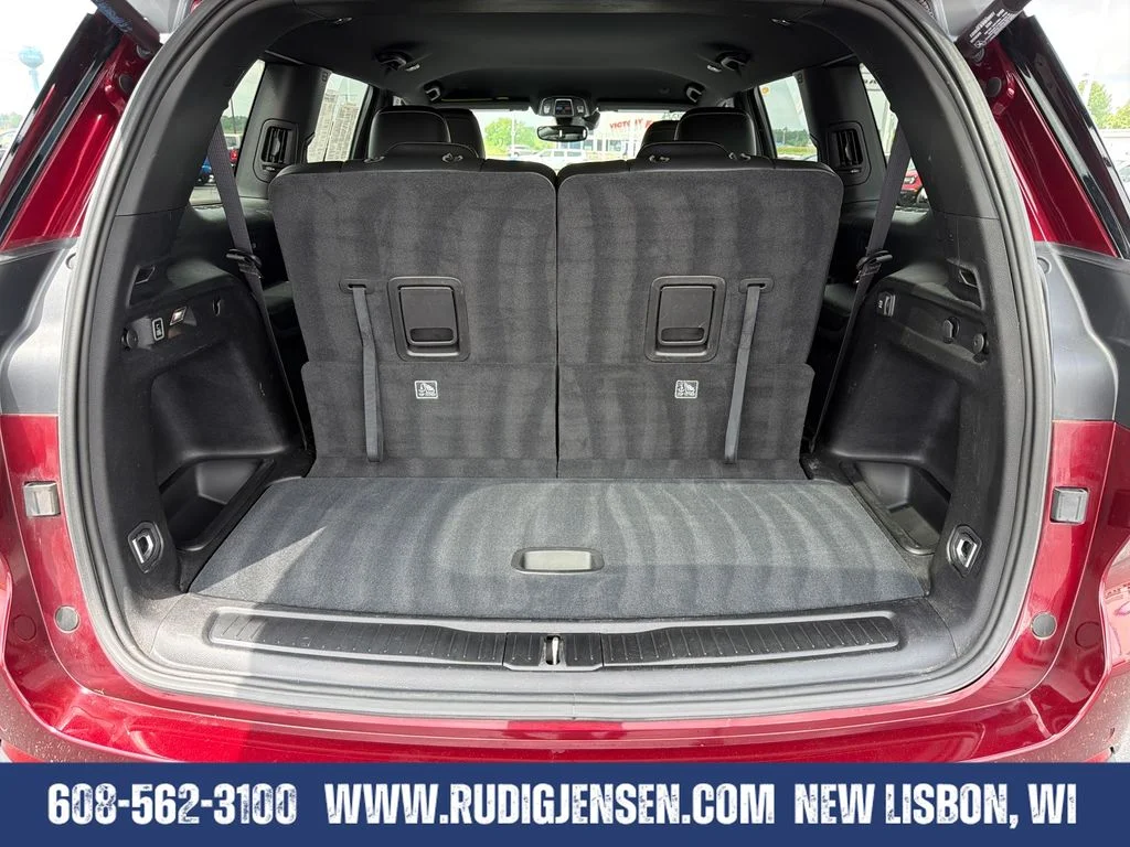 Used 2023 Velvet Red Pearlcoat Jeep Altitude image 21