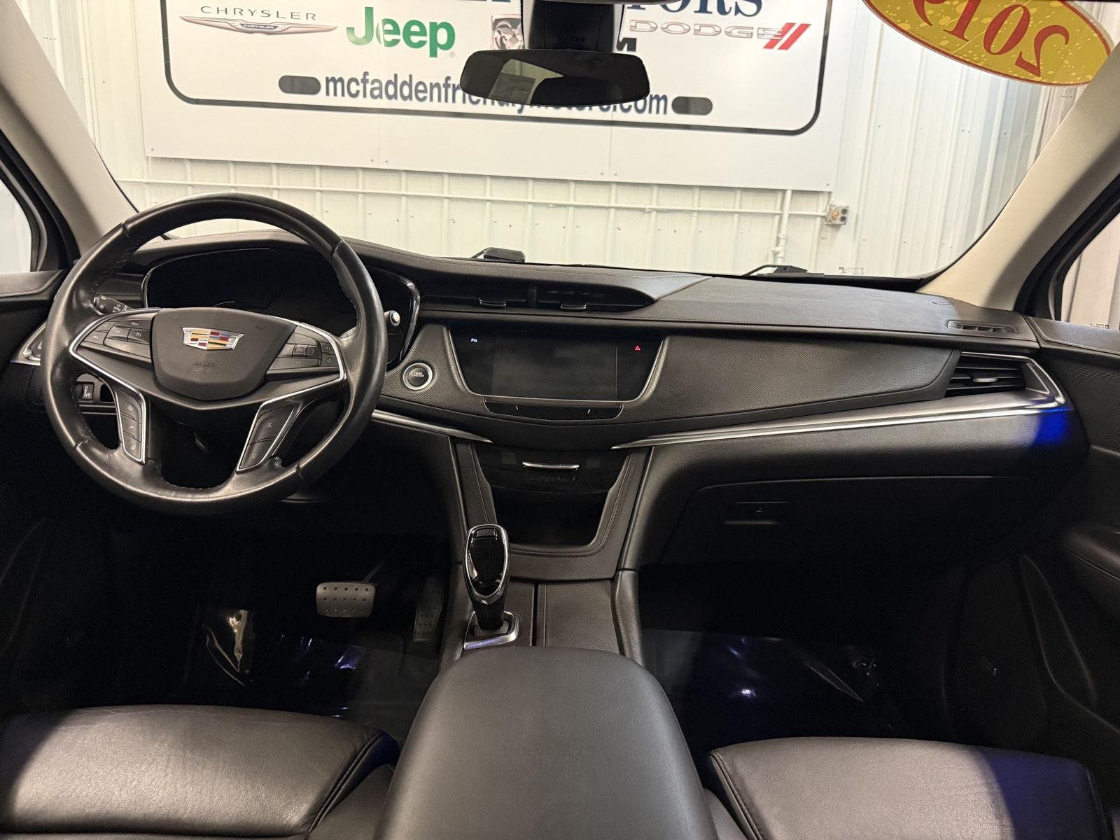 Used 2019 BLACK CADILLAC PREMLUX image 32